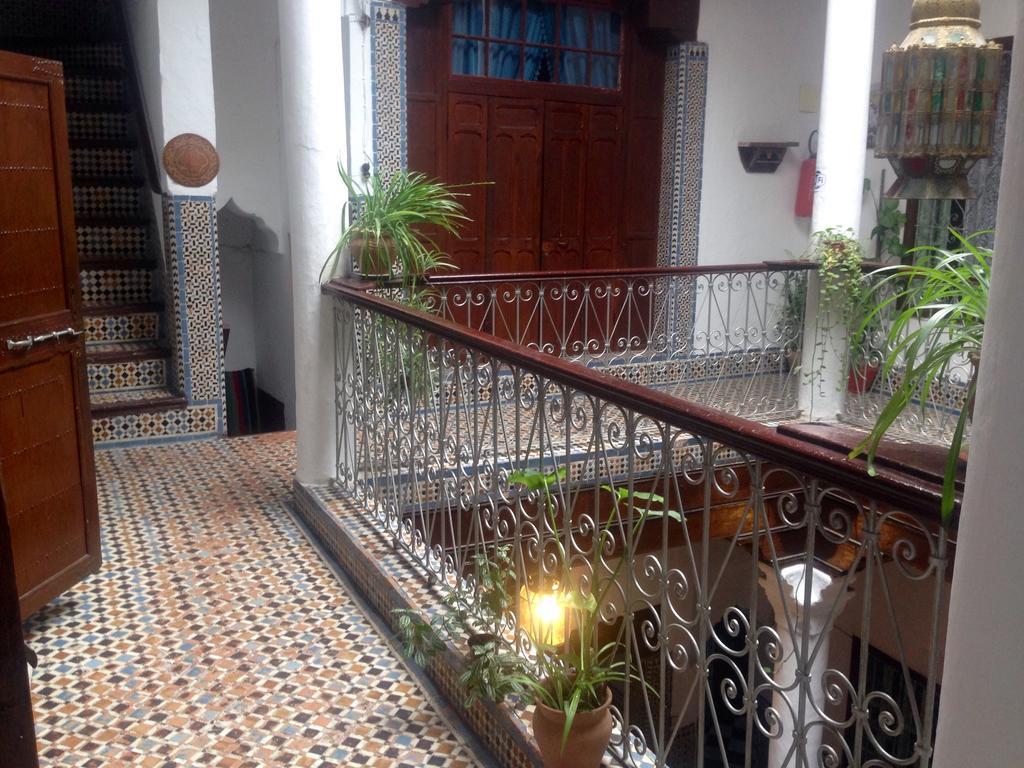 Hotel Riad Dalia Tetouan Tetuão Exterior foto