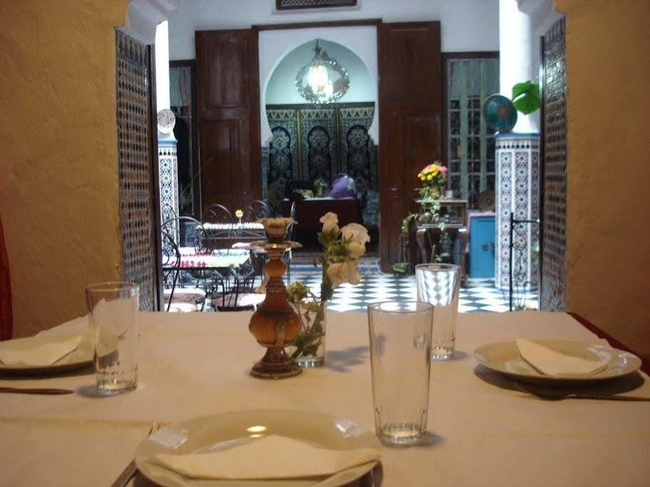 Hotel Riad Dalia Tetouan Tetuão Exterior foto